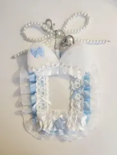 B8 カードホルダー 硬質ケース トレカケース 水色 猫 レースデコ