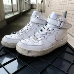 NIKE AIR FORCE 1 MID ホワイト スニーカー