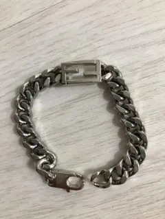FENDI メンズブレスレット　値下げのサムネイル