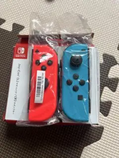 Nintendo Switch Joy-Con 赤と青