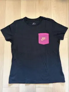 NIKE 半袖Tシャツ ポケット付き ブラックのサムネイル