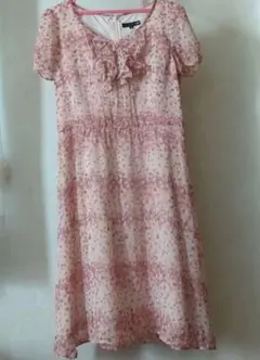 【新品未使用】anyFAM ピンク系ドット柄 シフォン半袖ワンピース M
