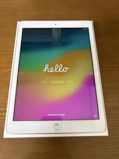 Apple iPad 本体 シルバー　128Gのサムネイル