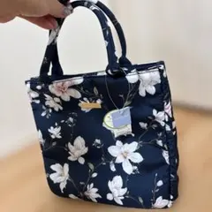 WEDGWOOD 花柄トートバッグ ネイビー