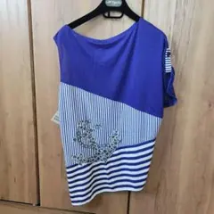 新品未使用　伊太利屋　トップスのサムネイル