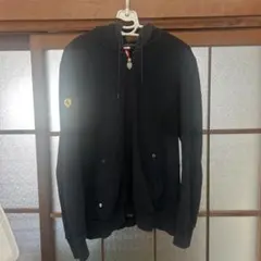 プーマ×Ferrari フルジップパーカー L