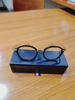 トムブラウン　サングラス　クリアのサムネイル