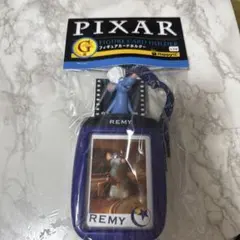 PIXAR REMY フィギュアカードホルダー