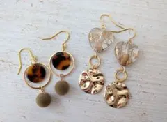 【ss54】ハートのアンティークビーズの大ぶりピアスとベロアボールのフープピアス