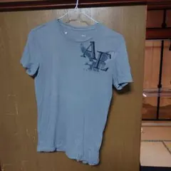 グレー Tシャツ