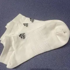 adidas メンズ　ショート丈ソックス　28-30㎝