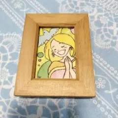 ナチュラルウッド フォトフレーム 女性イラスト付き