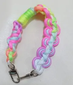 パラコード ハンドストラップ