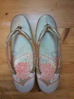 金色オレンジ花柄草履23～24cm