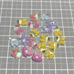 サンリオ　リボン　ネイルパーツ