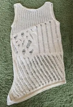 ZARA 透かし編み ノースリーブニット オフベージュ　インナータンクトップ付き