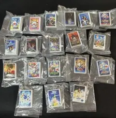 ドラえもん　DVDミニチュアチャームコレクション　ガチャガチャ