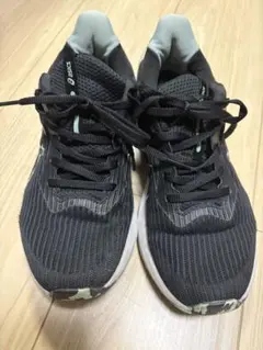 24.5㎝　ASICS VERSABLAST 3 ブラック/ミント