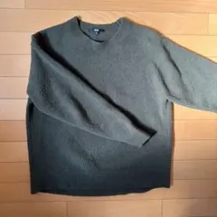 UNIQLO スフレヤーンクルーネックセーター　オリーブ