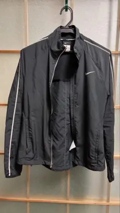 Nike ブラック フルジップジャケット