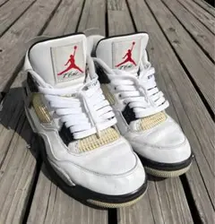 Nike Air Jordan 4 White Cement