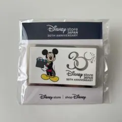 Disneystore ディズニーストア 30周年記念ピンバッジ