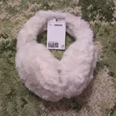 【新品】H&M イヤーマフ ホワイト 新品タグ付きのサムネイル