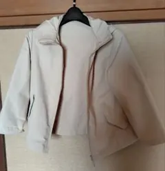 【美品】UNIQLO KIDS フード付きジャケット 140cm ベージュ