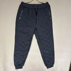 ブラックに近いダウンパンツ キルティングデザイン(暴風 防寒 防水)