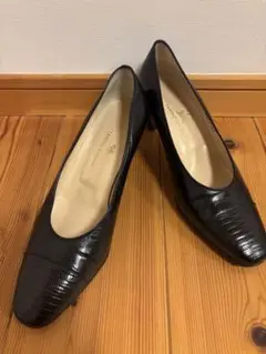 ⭐️未使用級⭐️タニノクリスチー パンプス ブラック 24cm クロコ型押し ⭐️未使用級⭐️タニノクリスチー パンプス ブラック 24cm