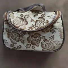 Item thumbnail for item ae7db69d-481a-4330-91e7-597885b68986