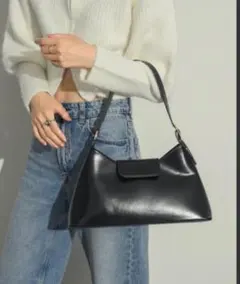 ベルテッドスクエアバッグ ブラック