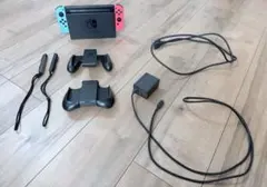 Nintendo Switch 本体 付属品完備　Joy-Con充電器付き