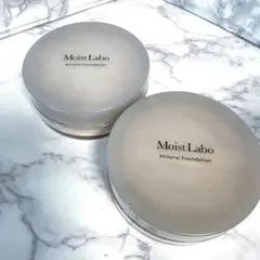 Moist Labo ミネラルファンデーション 03 ナチュラルオークルのサムネイル