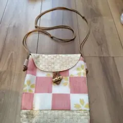 ピンクと白のチェック柄和装用バッグ