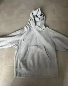 GUグレーパーカー