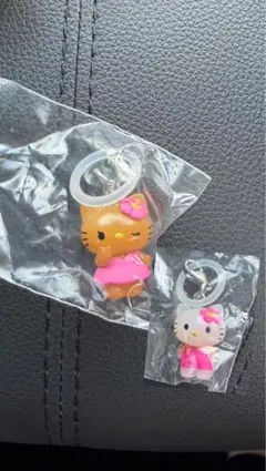 ハローキティ　めじるしアクセサリー　日焼けキティ　お花キティ