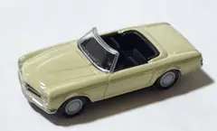 Mercedes Benz 230SL ミニカーのサムネイル