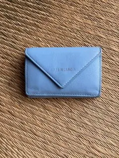 BALENCIAGA三つ折りのサムネイル