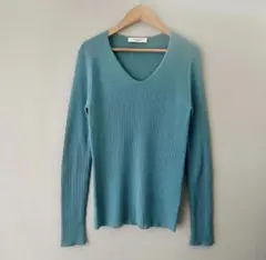 Demi-Luxe BEAMS 定価1.4万円　リブ Vネックニットのサムネイル