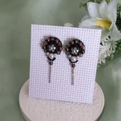 ハンドメイド ビーズ 刺繍 エレガントピアス 【A-1】