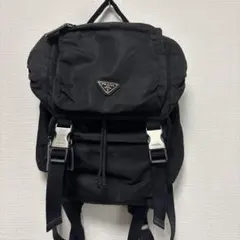 PRADA プラダ　リュックのサムネイル