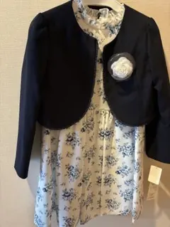 フォーマルワンピース　ジャケット　入学式　女の子　130 新品タグ付き