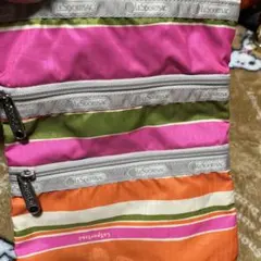 LeSportsac ストライプ サコッシュ