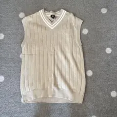 UNIQLO ベージュ Vネック スクールベスト L