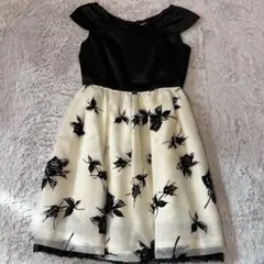 レストローズ　ドレス