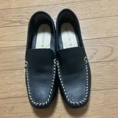 黒、本革　モカシンローファー