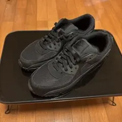 【新品未使用】NIKE エアマックス90 トリプルブラック（箱無し）のサムネイル