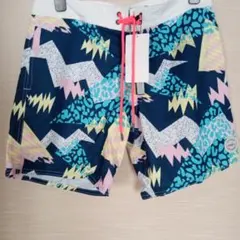 O'NEILL サーフパンツ 水着 新品　サイズ32インチ　オニール