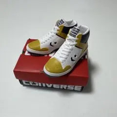 ガチャガチャ　コンバース